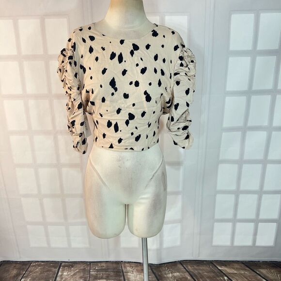 Bardot NWT Amelie Geo Spotted Puff Sleeve Open Back Blouse Size Large - Picture 1 of 9
